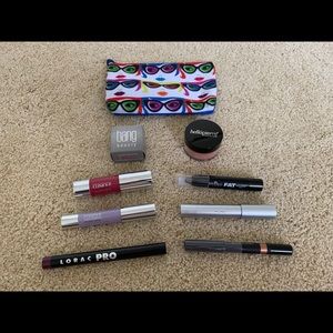 High end beauty bundle (7 full size, 1 del.sample)
